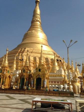 Shwedagon Pagoda Yangon, Myanmar