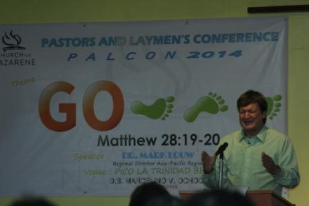 Dr. Mark Louw focuses conference on Prayer!