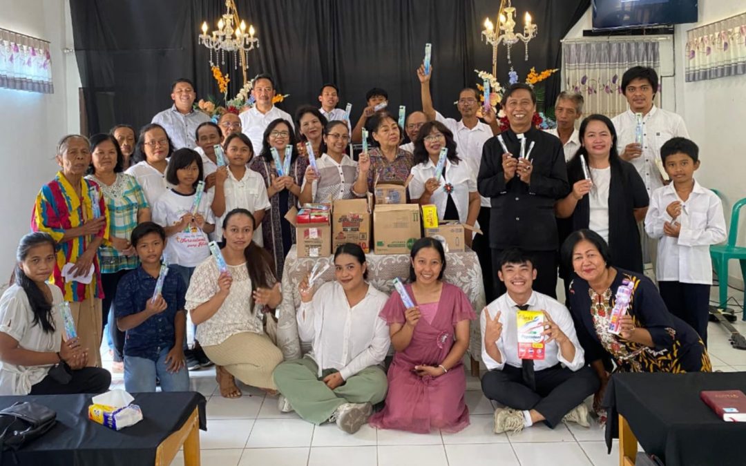 Java-Bali District collects toothbrushes for Papua New Guinea Hospital