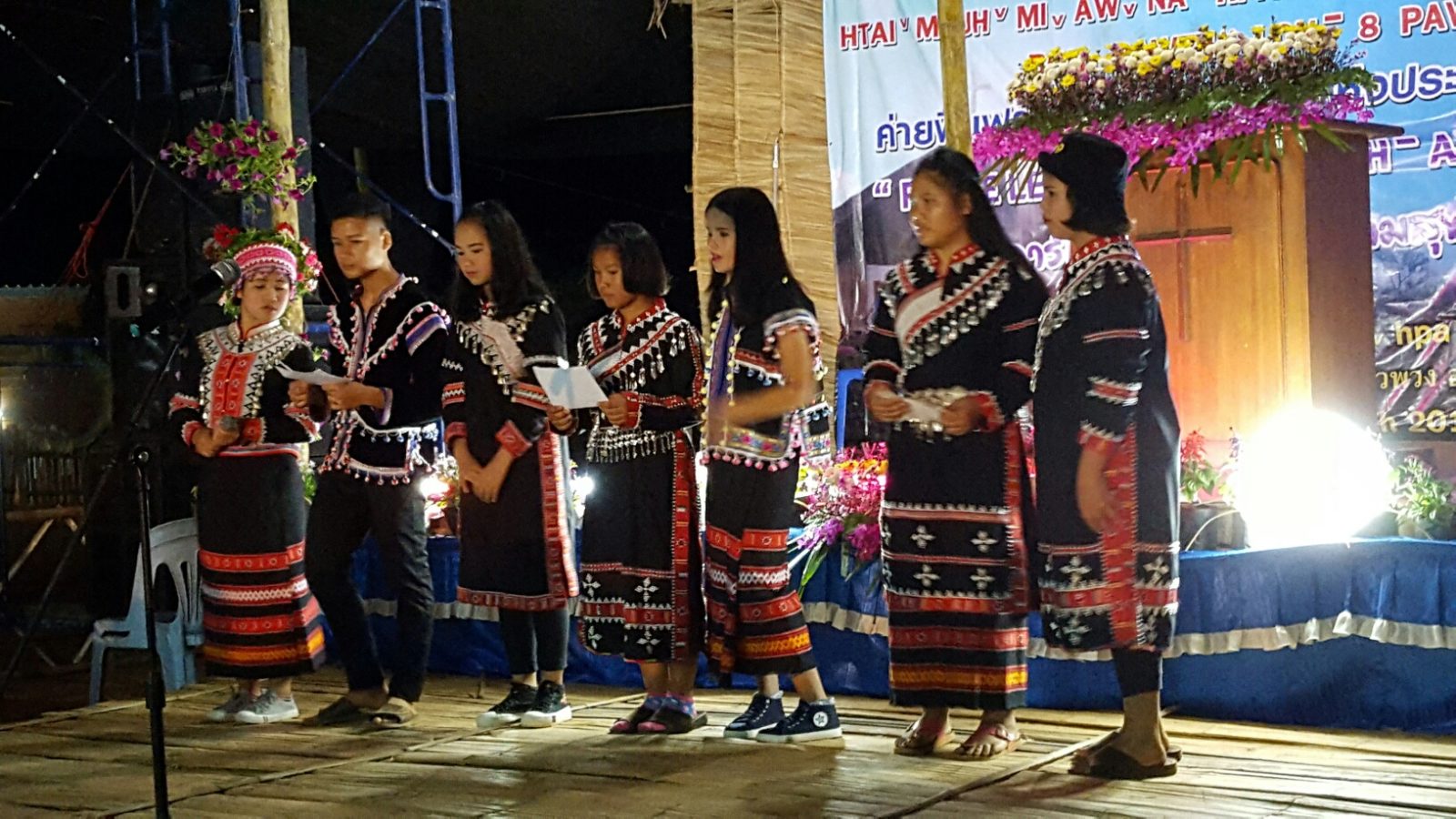 Lahu singers in their costumes.
