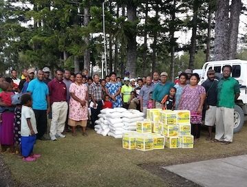 Simbu / Eastern Highlands District Council brings food to MNBC.